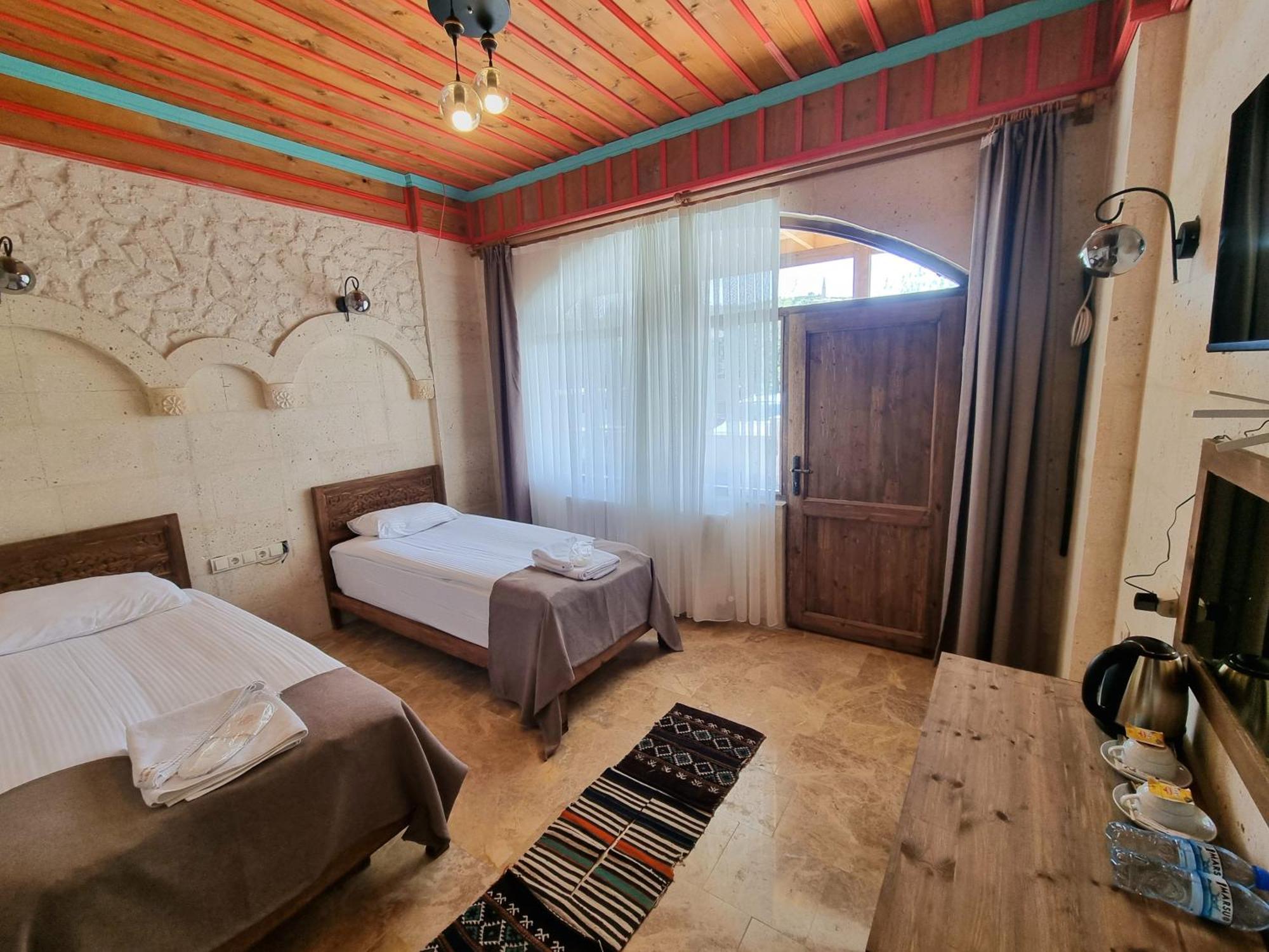 Cappadocia Caves Hotel Γκόρεμε Δωμάτιο φωτογραφία