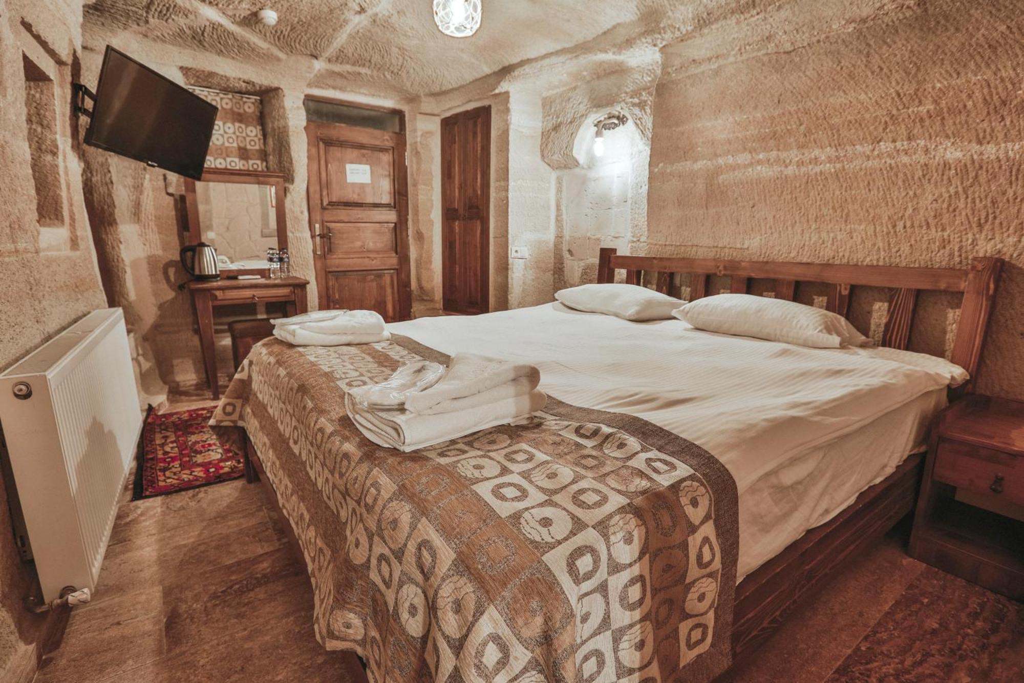 Cappadocia Caves Hotel Γκόρεμε Δωμάτιο φωτογραφία