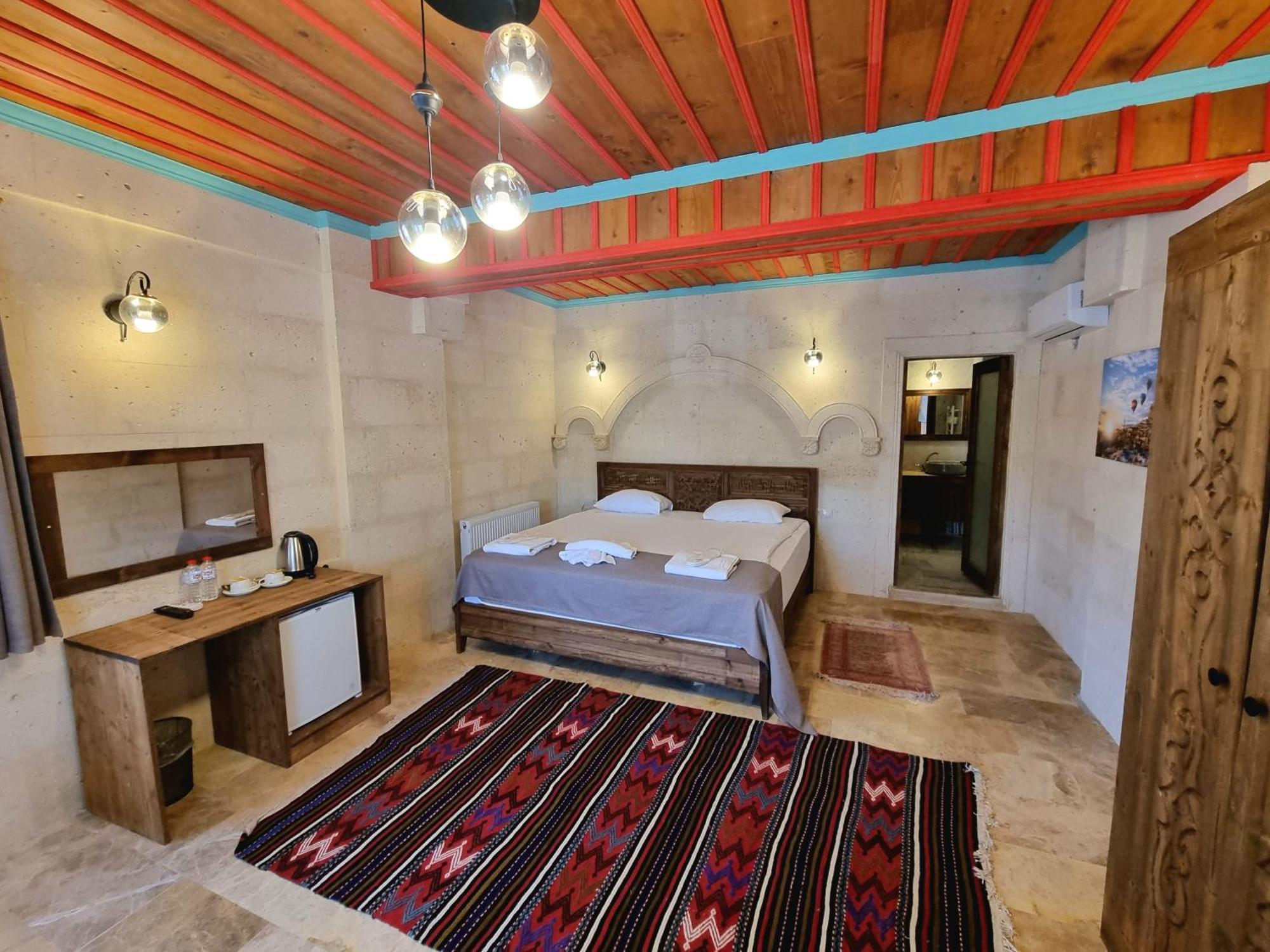 Cappadocia Caves Hotel Γκόρεμε Δωμάτιο φωτογραφία